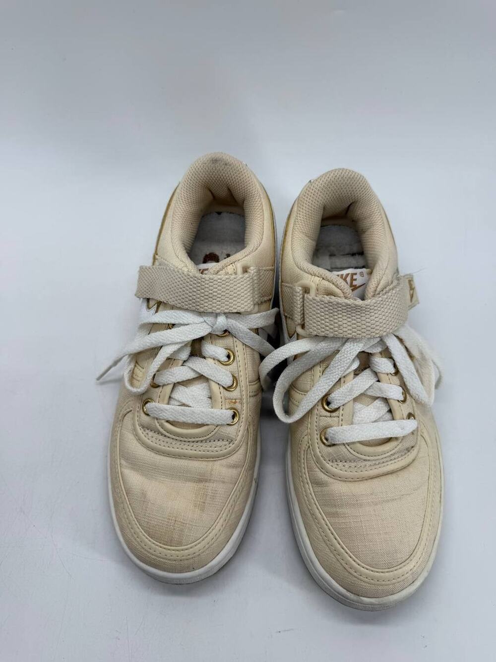 Nike Vandal Low Women’s Size 7 Beige White Gold Strap Sneakers 312492-912